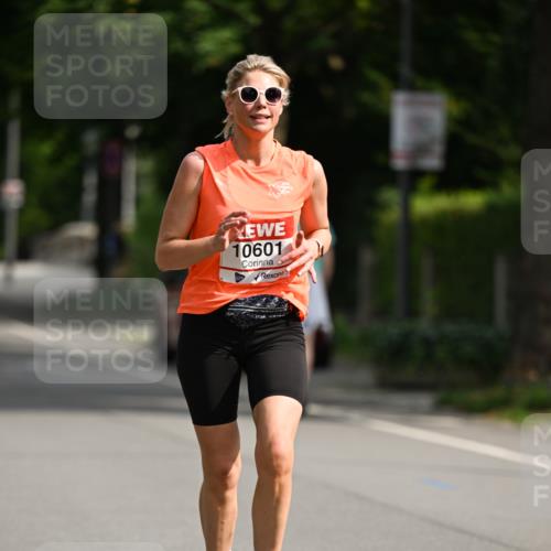 15.06.2025 - REWE Women's Run Dr. Thomas Lammeyer http://msf.ph/oto/7953210 15.06.2025 09:42:11 Laufen 10601 meine-sportfotos.de