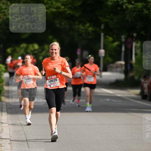 15.06.2025 - REWE Women's Run Dr. Thomas Lammeyer http://msf.ph/oto/7953218 15.06.2025 09:42:13 Laufen 1006, 10629 meine-sportfotos.de