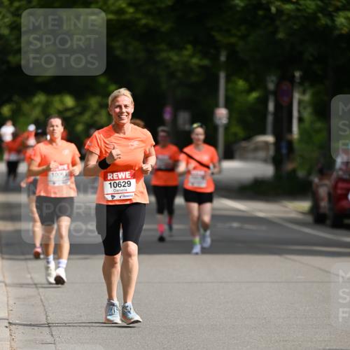 15.06.2025 - REWE Women's Run Dr. Thomas Lammeyer http://msf.ph/oto/7953221 15.06.2025 09:42:13 Laufen 1006, 10629 meine-sportfotos.de