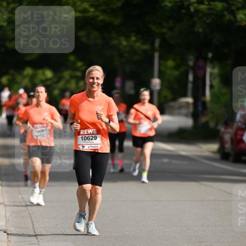 15.06.2025 - REWE Women's Run Dr. Thomas Lammeyer http://msf.ph/oto/7953223 15.06.2025 09:42:13 Laufen 10629 meine-sportfotos.de