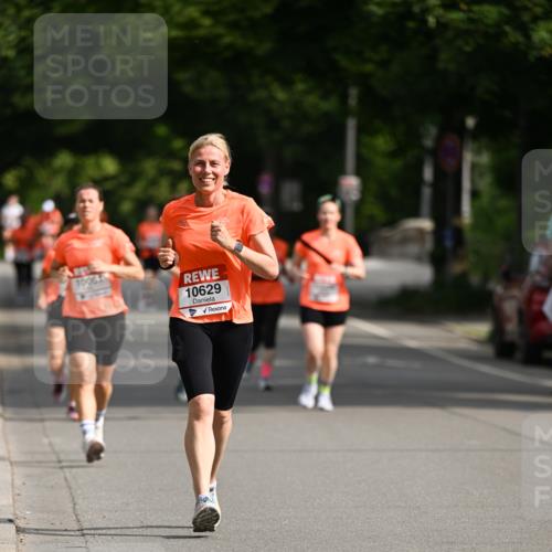 15.06.2025 - REWE Women's Run Dr. Thomas Lammeyer http://msf.ph/oto/7953224 15.06.2025 09:42:13 Laufen 10629 meine-sportfotos.de