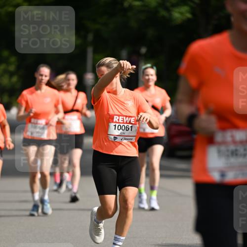 15.06.2025 - REWE Women's Run Dr. Thomas Lammeyer http://msf.ph/oto/7953255 15.06.2025 09:42:17 Laufen 10061 meine-sportfotos.de