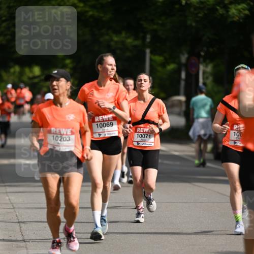 15.06.2025 - REWE Women's Run Dr. Thomas Lammeyer http://msf.ph/oto/7953265 15.06.2025 09:42:19 Laufen 10203, 10069, 10071, 100 meine-sportfotos.de