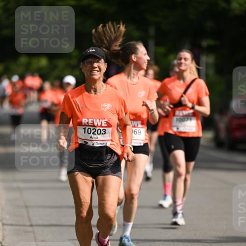 15.06.2025 - REWE Women's Run Dr. Thomas Lammeyer http://msf.ph/oto/7953274 15.06.2025 09:42:20 Laufen 10203, 69, 10377 meine-sportfotos.de