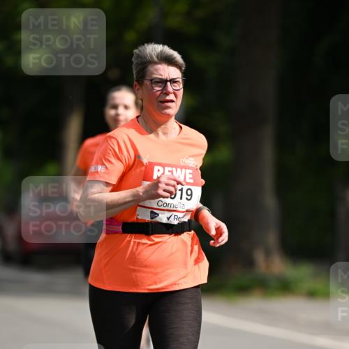 15.06.2025 - REWE Women's Run Dr. Thomas Lammeyer http://msf.ph/oto/7953301 15.06.2025 09:42:25 Laufen 19 meine-sportfotos.de