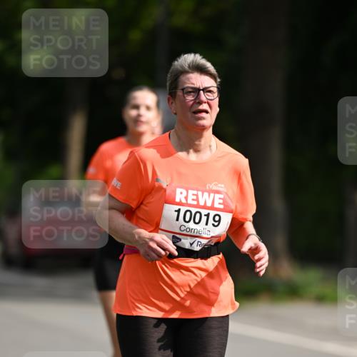 15.06.2025 - REWE Women's Run Dr. Thomas Lammeyer http://msf.ph/oto/7953303 15.06.2025 09:42:25 Laufen 10019 meine-sportfotos.de