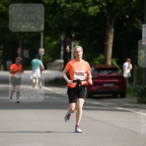 15.06.2025 - REWE Women's Run Dr. Thomas Lammeyer http://msf.ph/oto/7953323 15.06.2025 09:42:30 Laufen 10762 meine-sportfotos.de