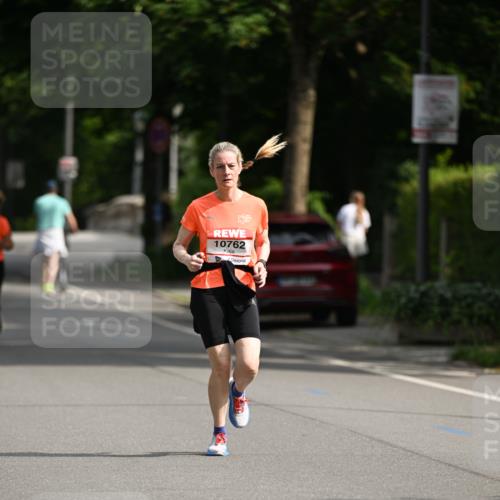 15.06.2025 - REWE Women's Run Dr. Thomas Lammeyer http://msf.ph/oto/7953327 15.06.2025 09:42:30 Laufen 10762 meine-sportfotos.de