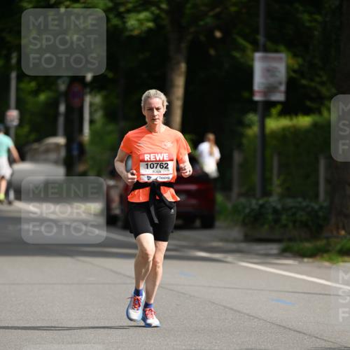 15.06.2025 - REWE Women's Run Dr. Thomas Lammeyer http://msf.ph/oto/7953331 15.06.2025 09:42:30 Laufen 10762 meine-sportfotos.de