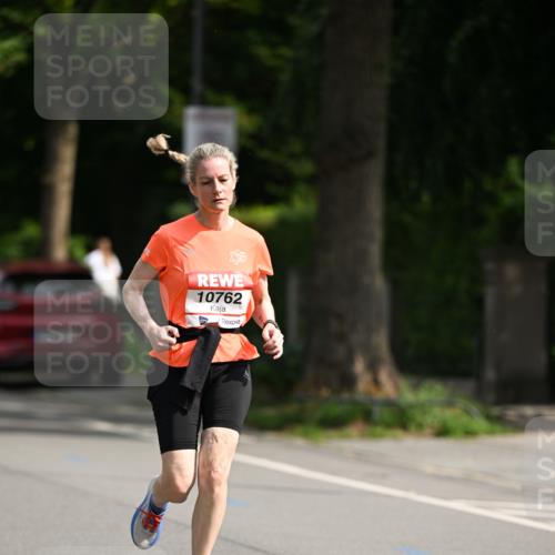 15.06.2025 - REWE Women's Run Dr. Thomas Lammeyer http://msf.ph/oto/7953345 15.06.2025 09:42:32 Laufen 10762 meine-sportfotos.de
