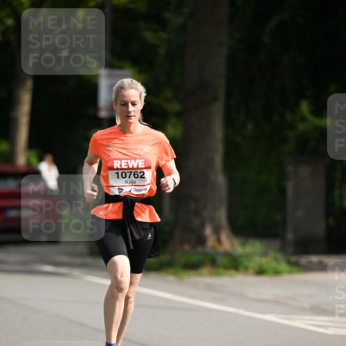 15.06.2025 - REWE Women's Run Dr. Thomas Lammeyer http://msf.ph/oto/7953346 15.06.2025 09:42:32 Laufen 10762 meine-sportfotos.de
