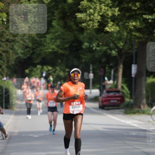 15.06.2025 - REWE Women's Run Jannik Wohlers http://msf.ph/oto/7953378 15.06.2025 08:48:33 Laufen  meine-sportfotos.de