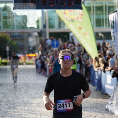 13.06.2025 - Holstenköstenlauf Felixshl http://msf.ph/oto/7953408 13.06.2025 19:43:14 Laufen 2081, 2139, 2411 meine-sportfotos.de