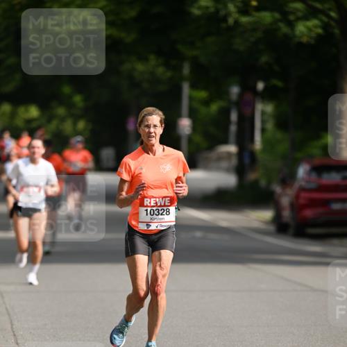 15.06.2025 - REWE Women's Run Dr. Thomas Lammeyer http://msf.ph/oto/7953418 15.06.2025 09:42:39 Laufen 10328 meine-sportfotos.de