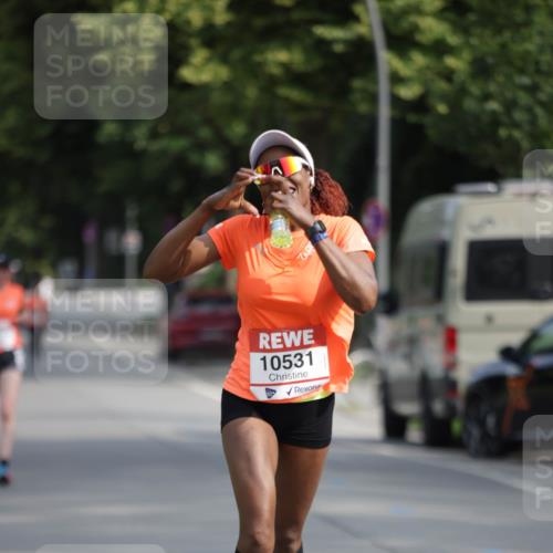 15.06.2025 - REWE Women's Run Jannik Wohlers http://msf.ph/oto/7953447 15.06.2025 08:48:36 Laufen 32, 10531 meine-sportfotos.de
