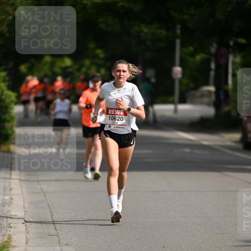 15.06.2025 - REWE Women's Run Dr. Thomas Lammeyer http://msf.ph/oto/7953457 15.06.2025 09:42:42 Laufen  meine-sportfotos.de