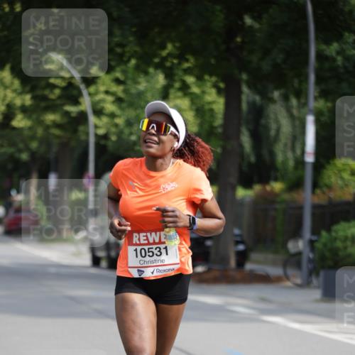 15.06.2025 - REWE Women's Run Jannik Wohlers http://msf.ph/oto/7953463 15.06.2025 08:48:37 Laufen 10531 meine-sportfotos.de