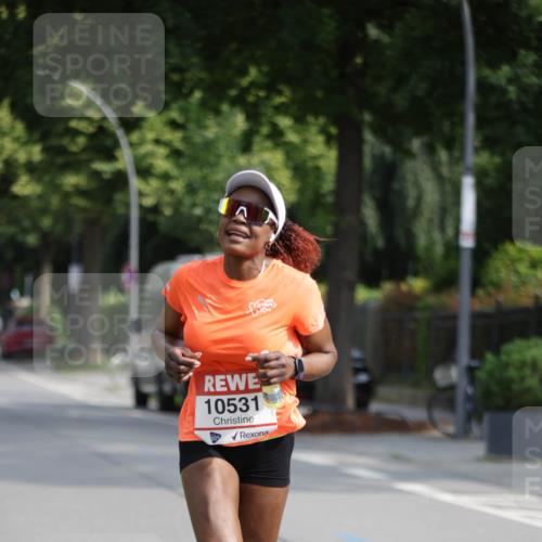 15.06.2025 - REWE Women's Run Jannik Wohlers http://msf.ph/oto/7953466 15.06.2025 08:48:37 Laufen 10531 meine-sportfotos.de