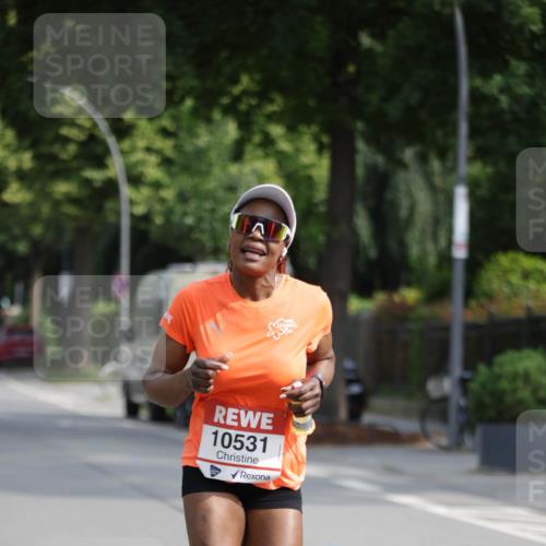 15.06.2025 - REWE Women's Run Jannik Wohlers http://msf.ph/oto/7953470 15.06.2025 08:48:38 Laufen 10531 meine-sportfotos.de