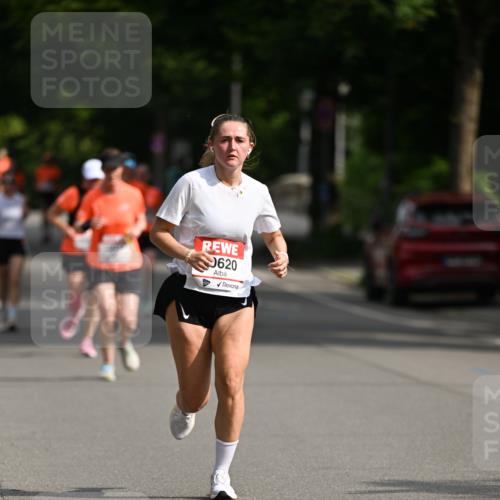15.06.2025 - REWE Women's Run Dr. Thomas Lammeyer http://msf.ph/oto/7953480 15.06.2025 09:42:43 Laufen 620 meine-sportfotos.de