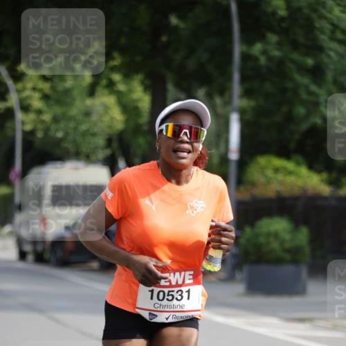 15.06.2025 - REWE Women's Run Jannik Wohlers http://msf.ph/oto/7953484 15.06.2025 08:48:38 Laufen 10531 meine-sportfotos.de