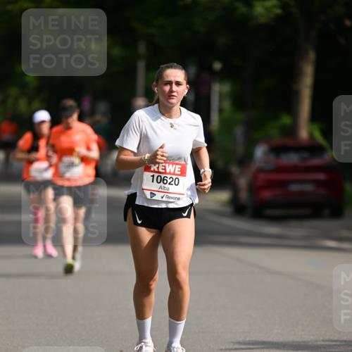 15.06.2025 - REWE Women's Run Dr. Thomas Lammeyer http://msf.ph/oto/7953490 15.06.2025 09:42:44 Laufen 10620 meine-sportfotos.de