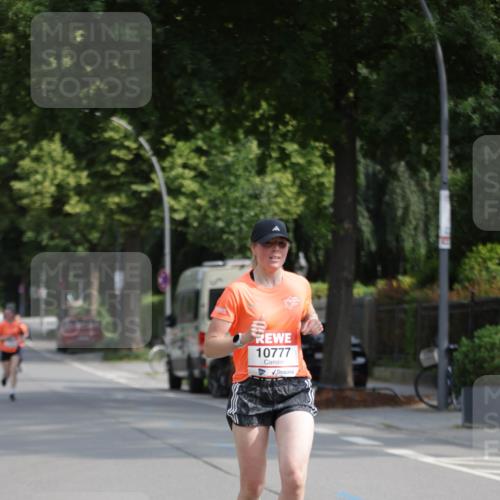 15.06.2025 - REWE Women's Run Jannik Wohlers http://msf.ph/oto/7953515 15.06.2025 08:48:44 Laufen 10777 meine-sportfotos.de