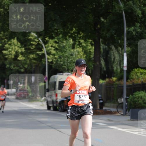15.06.2025 - REWE Women's Run Jannik Wohlers http://msf.ph/oto/7953520 15.06.2025 08:48:44 Laufen 10777 meine-sportfotos.de