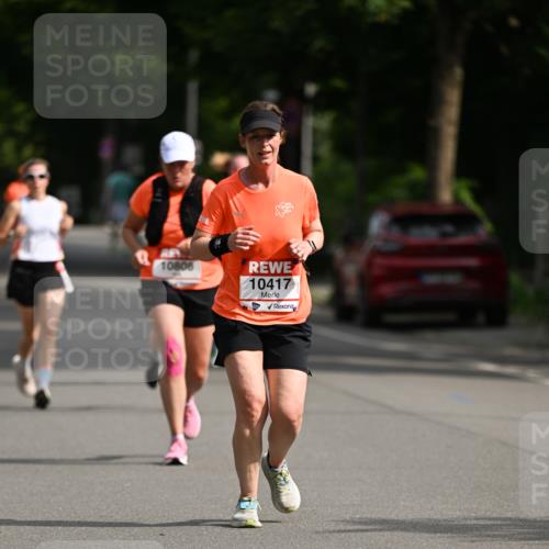 15.06.2025 - REWE Women's Run Dr. Thomas Lammeyer http://msf.ph/oto/7953540 15.06.2025 09:42:47 Laufen 10808, 10417 meine-sportfotos.de