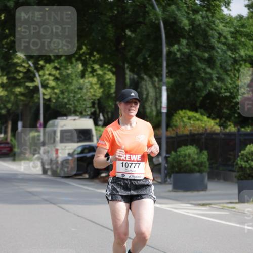 15.06.2025 - REWE Women's Run Jannik Wohlers http://msf.ph/oto/7953546 15.06.2025 08:48:44 Laufen 10777 meine-sportfotos.de