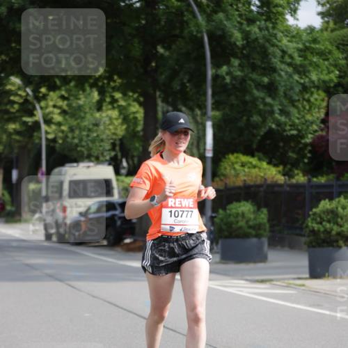 15.06.2025 - REWE Women's Run Jannik Wohlers http://msf.ph/oto/7953551 15.06.2025 08:48:44 Laufen 10777 meine-sportfotos.de