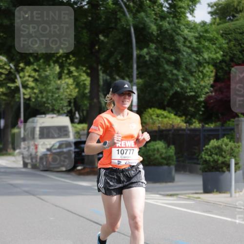 15.06.2025 - REWE Women's Run Jannik Wohlers http://msf.ph/oto/7953554 15.06.2025 08:48:44 Laufen 10777 meine-sportfotos.de