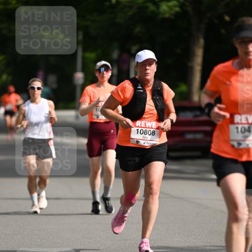 15.06.2025 - REWE Women's Run Dr. Thomas Lammeyer http://msf.ph/oto/7953560 15.06.2025 09:42:49 Laufen 10808 meine-sportfotos.de
