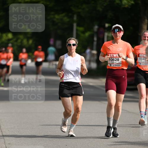 15.06.2025 - REWE Women's Run Dr. Thomas Lammeyer http://msf.ph/oto/7953578 15.06.2025 09:42:51 Laufen 10628, 1044 meine-sportfotos.de
