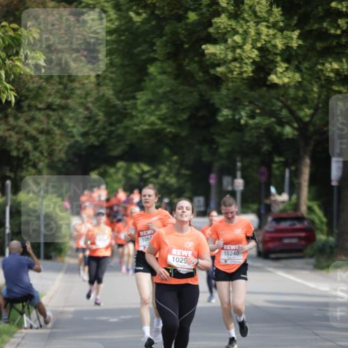 15.06.2025 - REWE Women's Run Jannik Wohlers http://msf.ph/oto/7953589 15.06.2025 08:48:47 Laufen 1064, 1029, 10240 meine-sportfotos.de