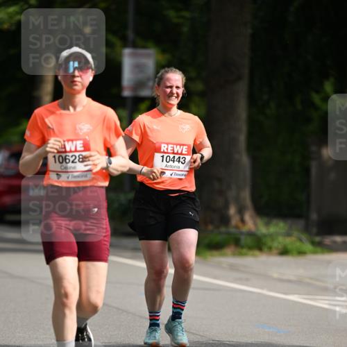 15.06.2025 - REWE Women's Run Dr. Thomas Lammeyer http://msf.ph/oto/7953597 15.06.2025 09:42:53 Laufen 10628, 10443 meine-sportfotos.de