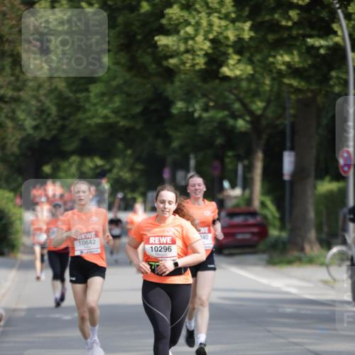 15.06.2025 - REWE Women's Run Jannik Wohlers http://msf.ph/oto/7953605 15.06.2025 08:48:48 Laufen 10642, 240, 10296 meine-sportfotos.de