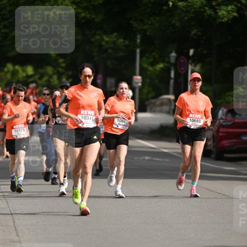 15.06.2025 - REWE Women's Run Dr. Thomas Lammeyer http://msf.ph/oto/7953620 15.06.2025 09:43:02 Laufen 10123, 10341, 10867, 10693 meine-sportfotos.de