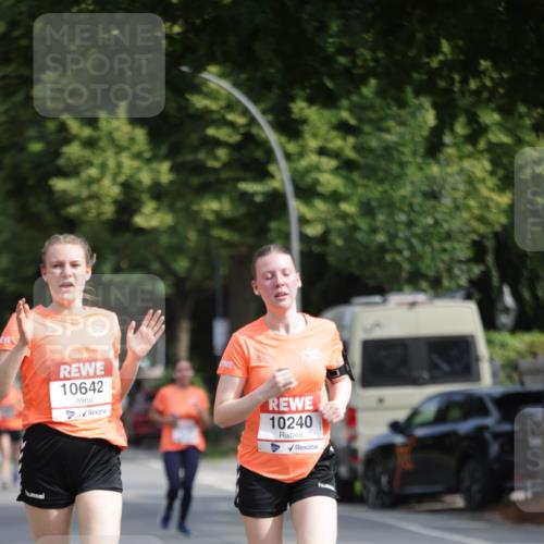 15.06.2025 - REWE Women's Run Jannik Wohlers http://msf.ph/oto/7953655 15.06.2025 08:48:52 Laufen 10642, 10240 meine-sportfotos.de