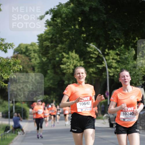 15.06.2025 - REWE Women's Run Jannik Wohlers http://msf.ph/oto/7953668 15.06.2025 08:48:53 Laufen 10642, 10240 meine-sportfotos.de