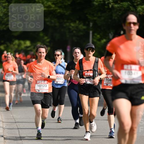 15.06.2025 - REWE Women's Run Dr. Thomas Lammeyer http://msf.ph/oto/7953670 15.06.2025 09:43:06 Laufen 10809, 1082, 10123, 10071 meine-sportfotos.de