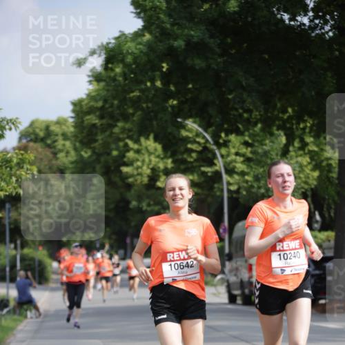 15.06.2025 - REWE Women's Run Jannik Wohlers http://msf.ph/oto/7953675 15.06.2025 08:48:53 Laufen 10642, 10240 meine-sportfotos.de
