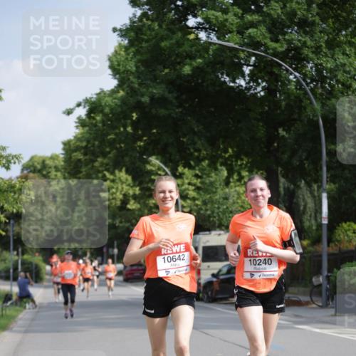 15.06.2025 - REWE Women's Run Jannik Wohlers http://msf.ph/oto/7953684 15.06.2025 08:48:54 Laufen 10642, 10240 meine-sportfotos.de