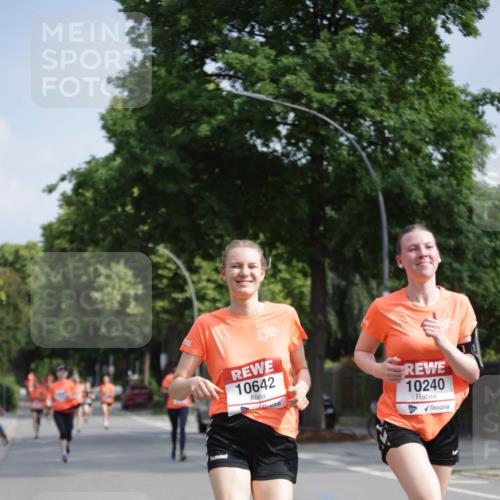 15.06.2025 - REWE Women's Run Jannik Wohlers http://msf.ph/oto/7953705 15.06.2025 08:48:54 Laufen 10642, 10240 meine-sportfotos.de