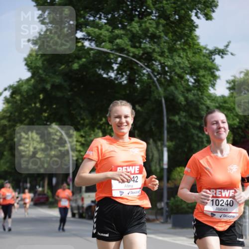 15.06.2025 - REWE Women's Run Jannik Wohlers http://msf.ph/oto/7953712 15.06.2025 08:48:55 Laufen 42, 10240 meine-sportfotos.de