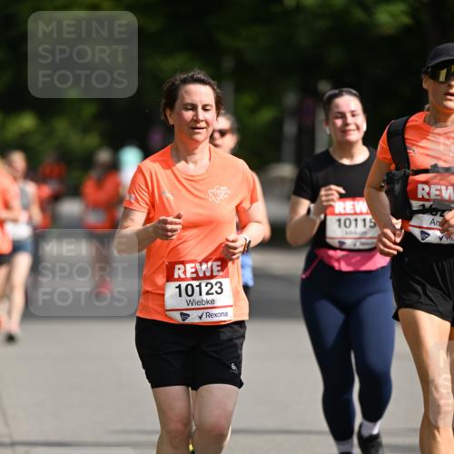 15.06.2025 - REWE Women's Run Dr. Thomas Lammeyer http://msf.ph/oto/7953713 15.06.2025 09:43:09 Laufen 10123, 10115 meine-sportfotos.de