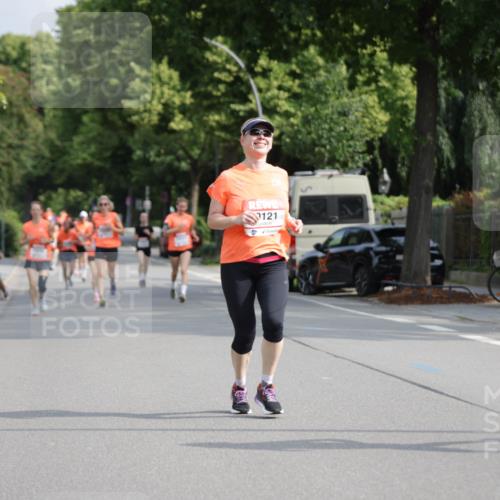 15.06.2025 - REWE Women's Run Jannik Wohlers http://msf.ph/oto/7953771 15.06.2025 08:48:59 Laufen 121, 10795 meine-sportfotos.de