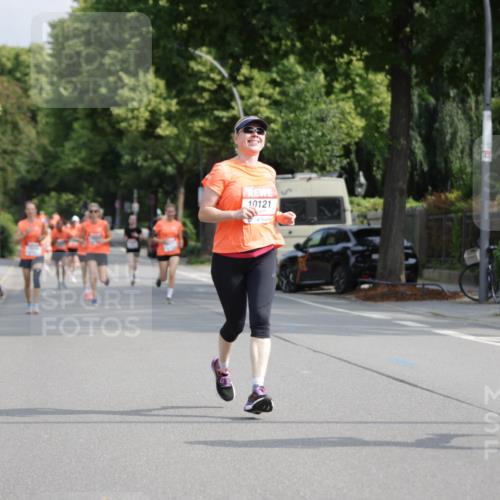 15.06.2025 - REWE Women's Run Jannik Wohlers http://msf.ph/oto/7953776 15.06.2025 08:48:59 Laufen 10121, 0796 meine-sportfotos.de