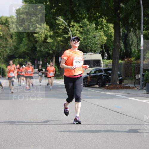 15.06.2025 - REWE Women's Run Jannik Wohlers http://msf.ph/oto/7953778 15.06.2025 08:48:59 Laufen 10121 meine-sportfotos.de