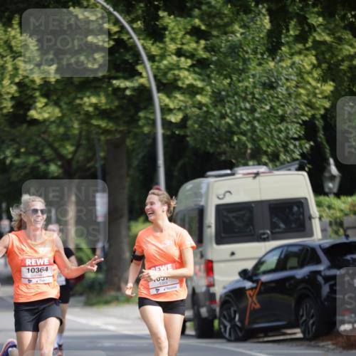 15.06.2025 - REWE Women's Run Jannik Wohlers http://msf.ph/oto/7953812 15.06.2025 08:49:03 Laufen 10364 meine-sportfotos.de